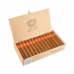 Partagas D4 Cuban Cigar Robusto Dubai luxury full body cigar 124mm 50 ring